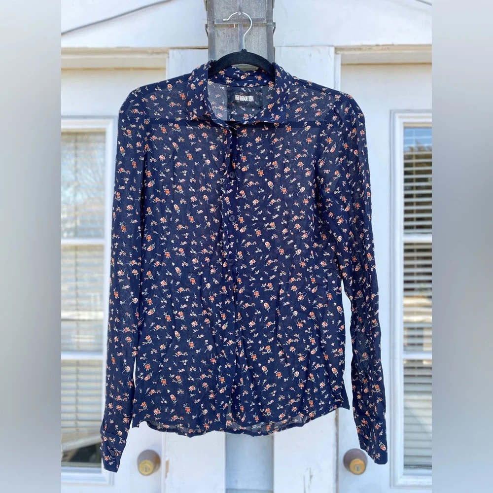 Reformation Blue Floral Print Button Down Long Sleeve Chiffon Shirt, Size XS - Picture 5 of 13